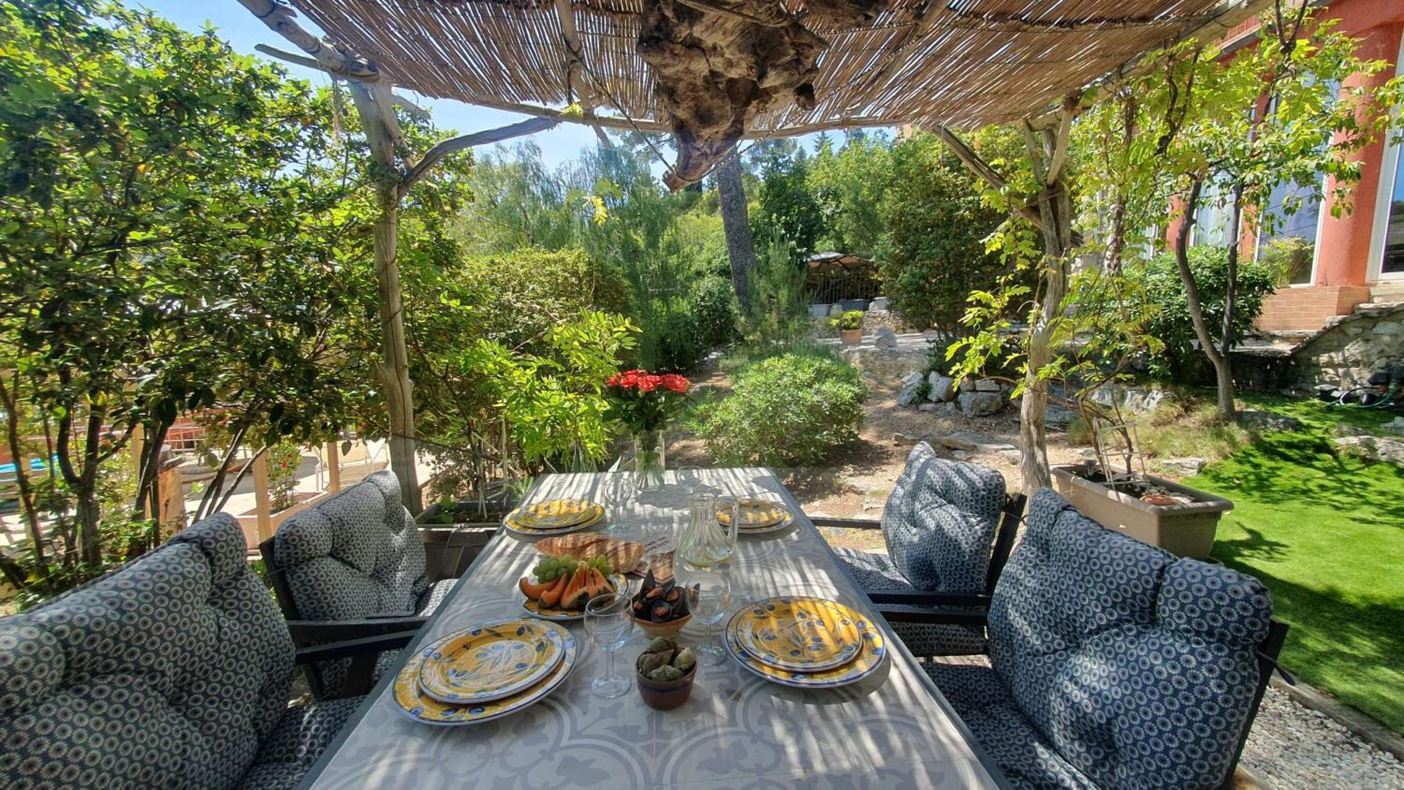 Appartements Avec Jardin Dans Villa Rocaille กาซีส์ ภายนอก รูปภาพ